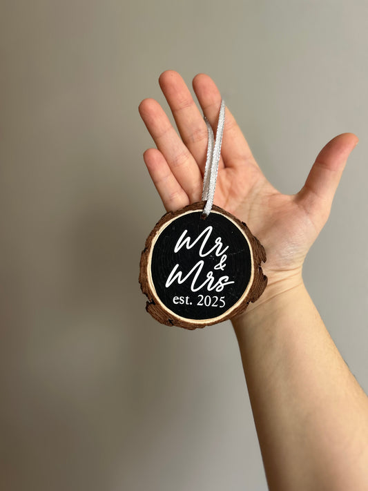 Mr/Mrs ornament - black wood slice